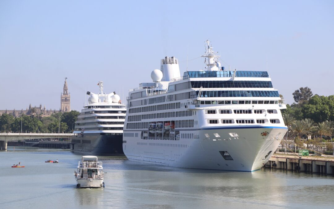El Puerto de Sevilla refuerza su oferta al crucero con el atractivo único de navegar por el Guadalquivir