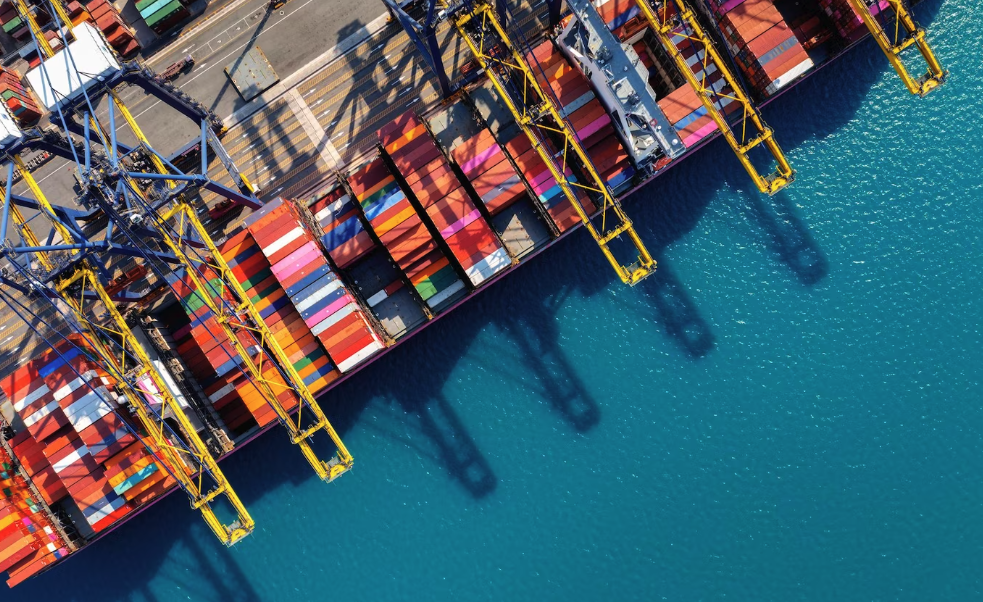 El Puerto de Cádiz promueve su capacidad  logística para el transporte de perecederos en el Sur de Europa