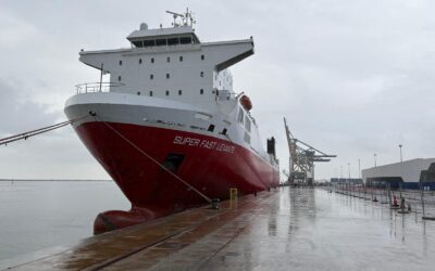 El Puerto de Huelva cuenta con la primera línea marítima regular de alta frecuencia con el Puerto de Tánger Med, pionera en la franja atlántica del Estrecho