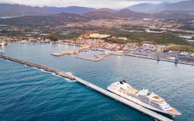 El crucero Seabourn Sojourn inaugura la temporada en el Puerto de Motril con 458 pasajeros