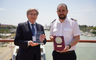 El crucero Ocean Victory realiza su primera escala en el Puerto de Sevilla