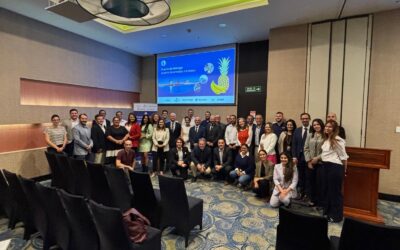El Puerto de Málaga fortalece relaciones comerciales con el sector  exportador de fruta tropical en Costa Rica