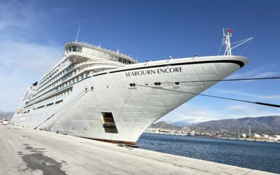 El Puerto de Motril recibe la primera escala del lujoso crucero Seabourn Encore
