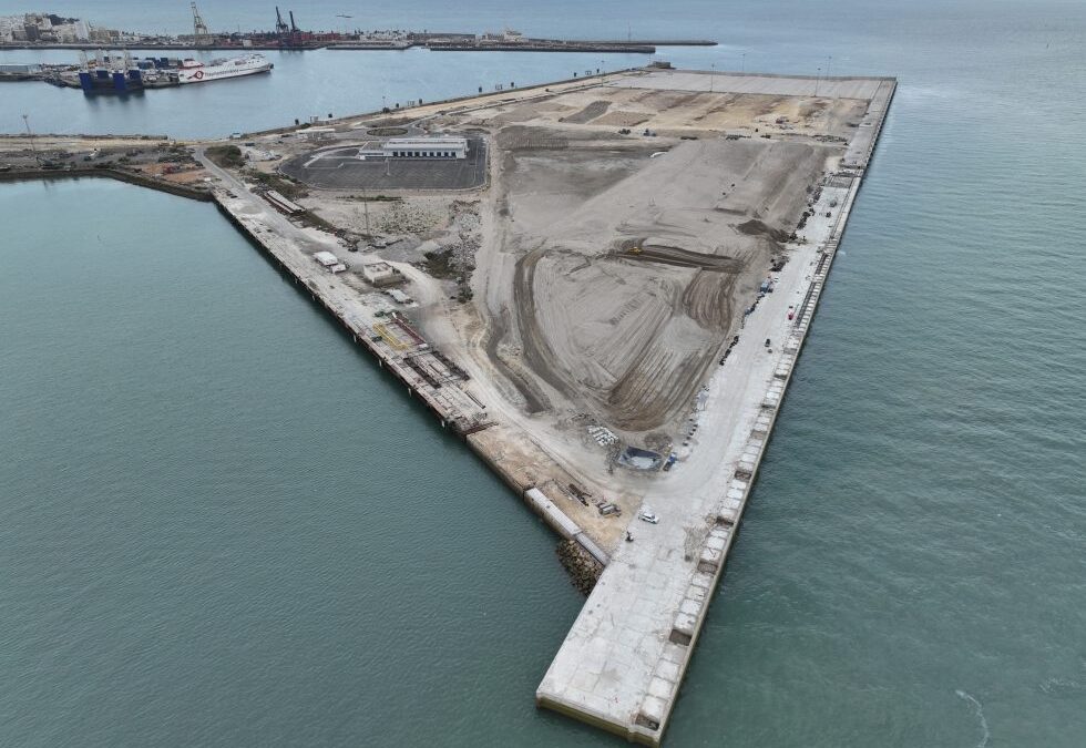 La ejecución de la Fase II de la Nueva Terminal de Contenedores lleva a la APBC a disponer ya del préstamo del BEI