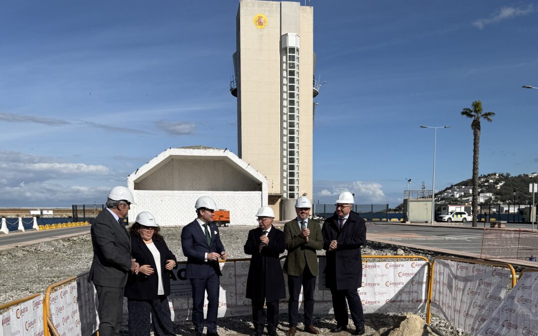 Colocación de la primera piedra de la incubadora «Odissea» en el Muelle de España de Ceuta