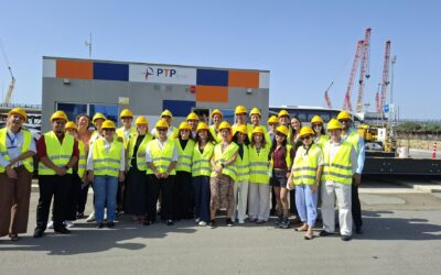 El Puerto de la Bahía de Cádiz muestra su potencial a los Jóvenes Líderes Iberoamericanos de la Fundación Carolina