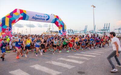 La XXIV Carrera Popular Puerto de Algeciras reúne a más de 1.700 participantes en una gran fiesta del deporte