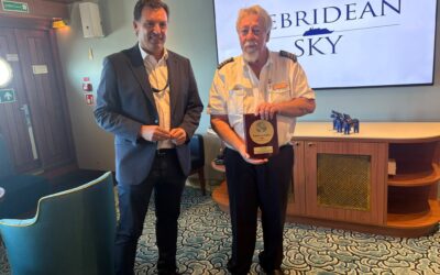 El Puerto de Huelva recibe por primera vez la escala de cruceros del buque Hebridean Sky
